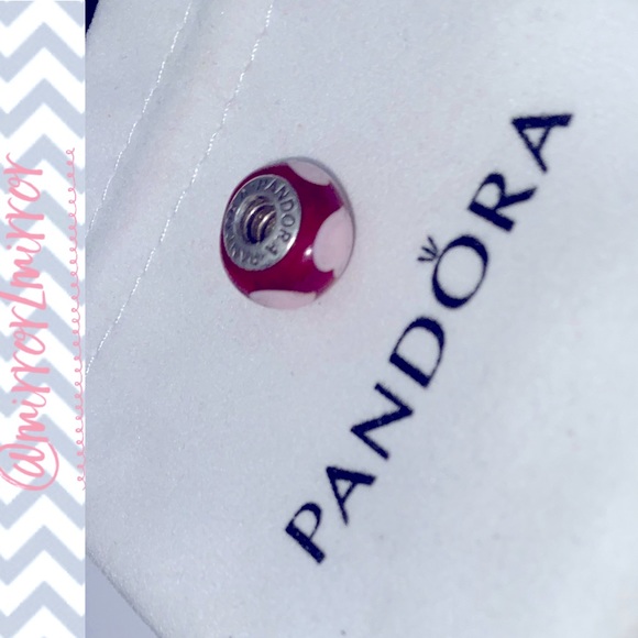 Authentic Pandora pink hearts Murano - Picture 1 of 5